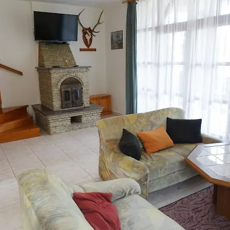 In 19326 Hébergement de vacances *