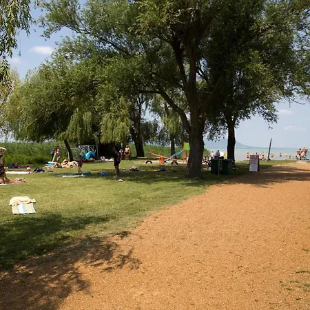 Hébergement de vacances In 19326