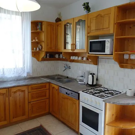 In 19326 Hébergement de vacances Balatonmáriafürdő